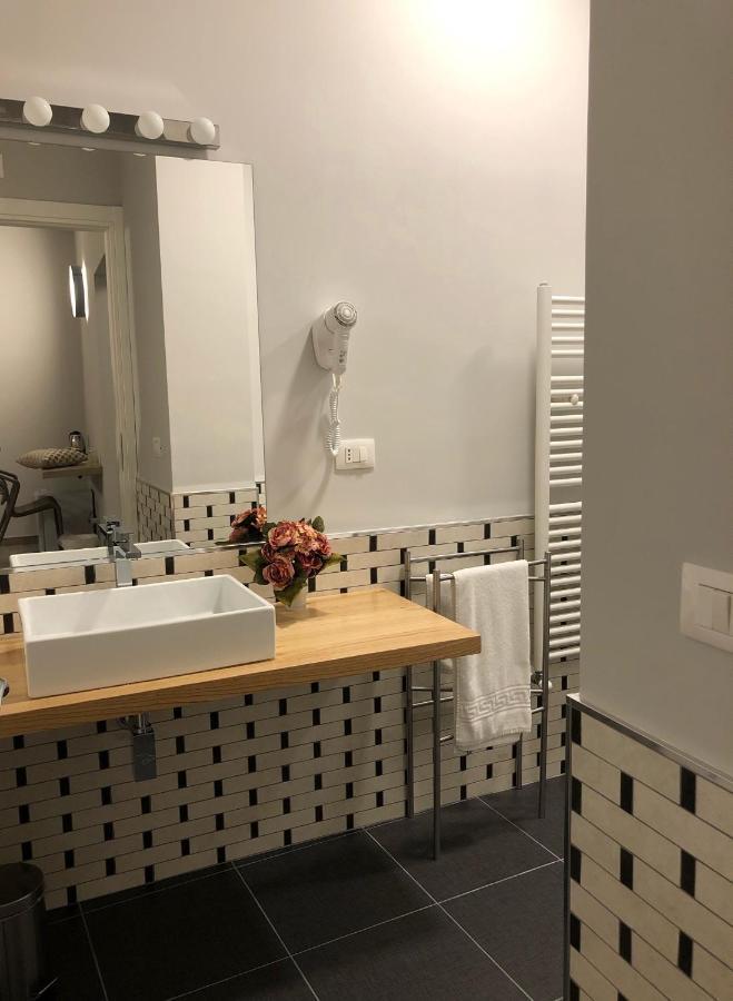 Le Suite Polistena Exterior foto
