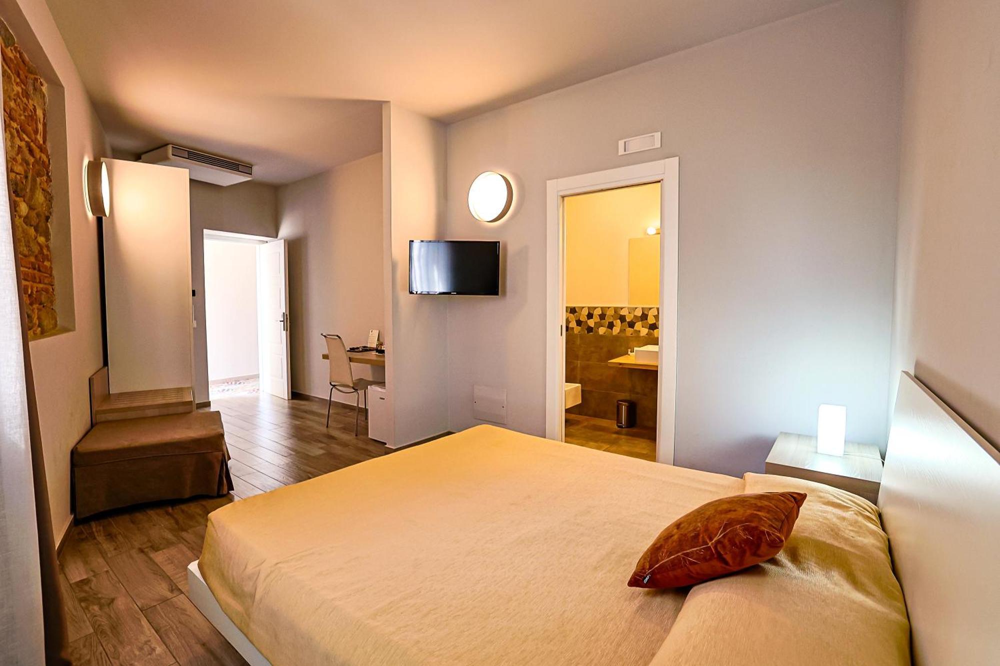 Le Suite Polistena Exterior foto